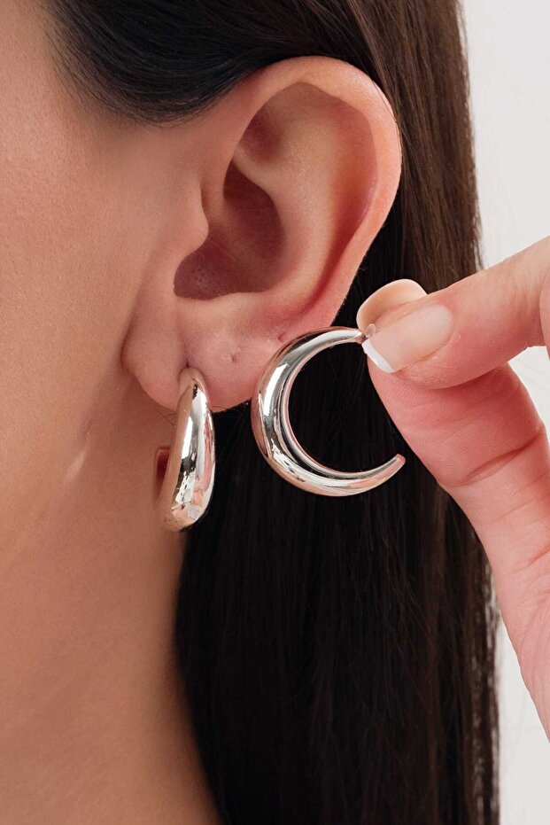 Women's Half Hoop Trend Earrings