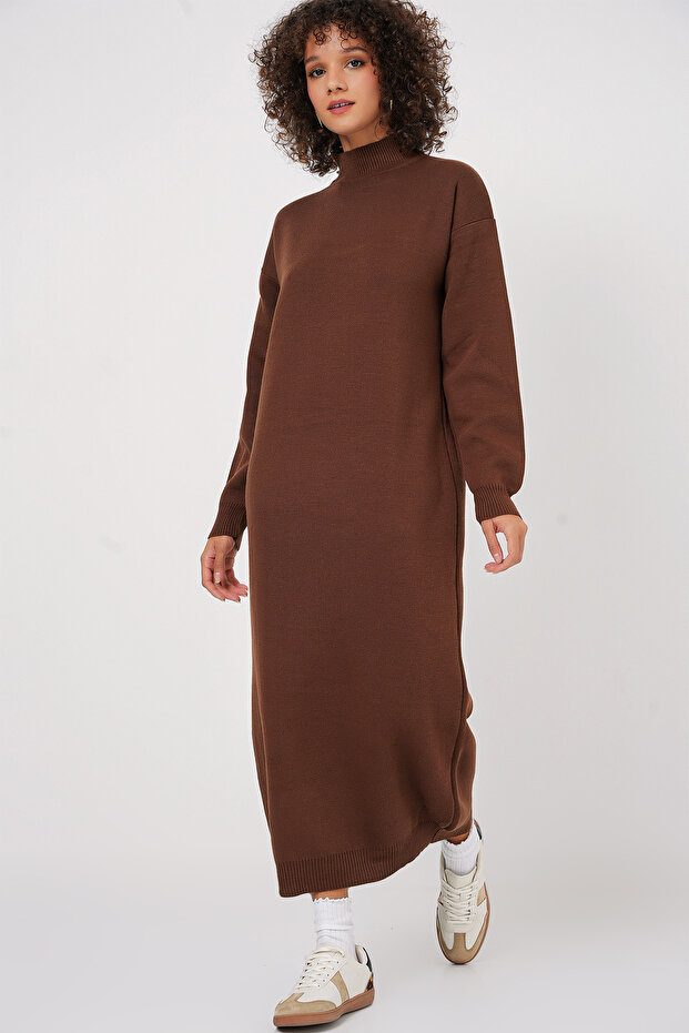 15890 Long Knit Dress - Brown