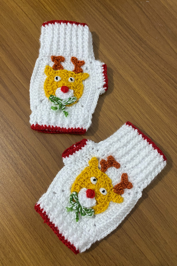 Yılbaşı İşlemeli El Örgüsü Eldiven - 4