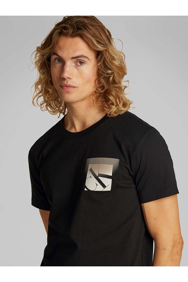 Erkek Regular Fit Pamuklu Göğüste CK Logolu Bisiklet Yaka Kısa Kollu Siyah T-Shirt J30J327092-BEH - 4