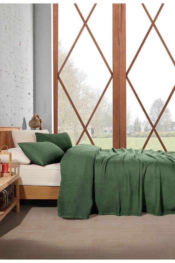 Orman Yeşili %100 Pamuk Waffle Tek Kişilik Saçaksız Yatak Örtüsü 160x240 Cm - 4