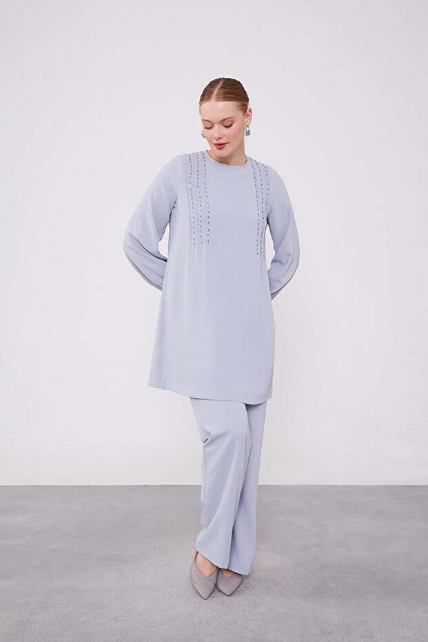 Gray Beaded Tunic Suit - 2