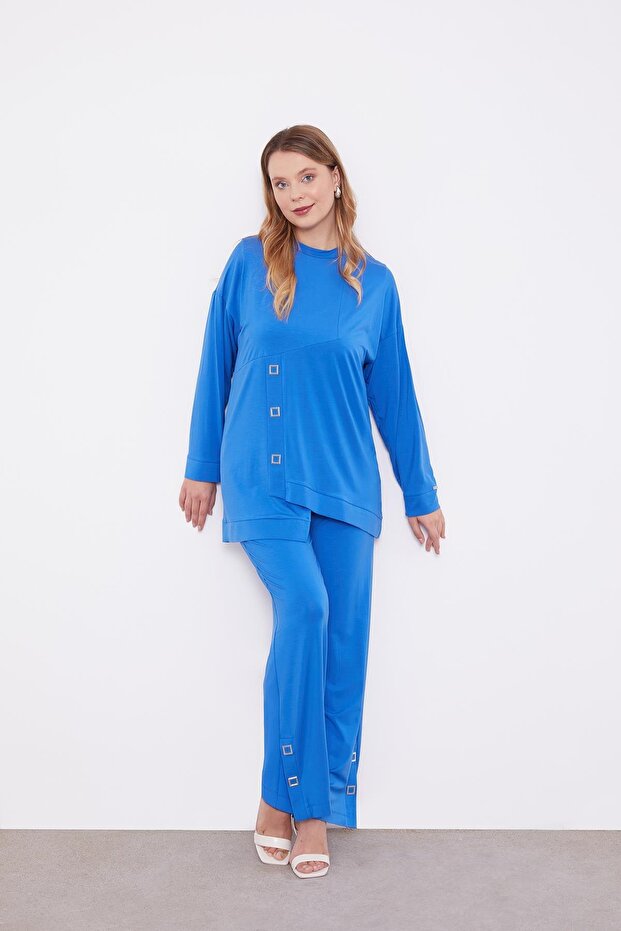 مجموعة مزدوجة غير متماثلة من ساكس - 1