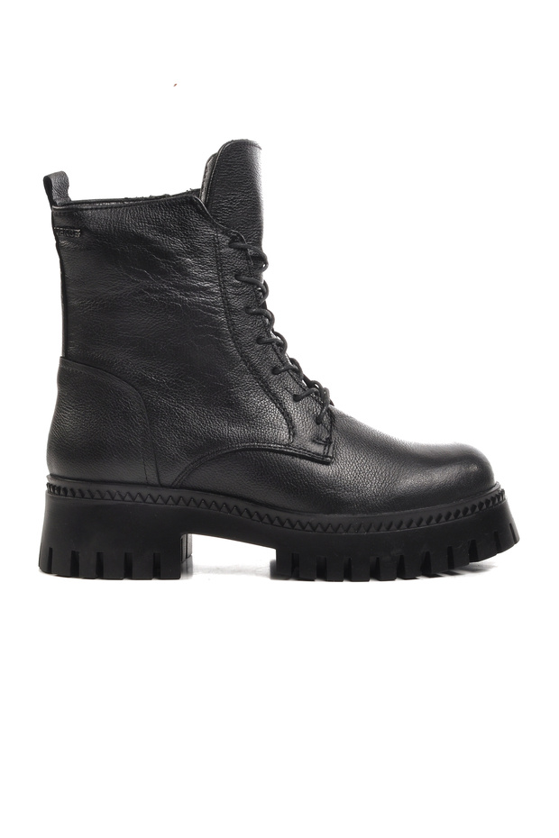 Siyah Kadın Bot - 3