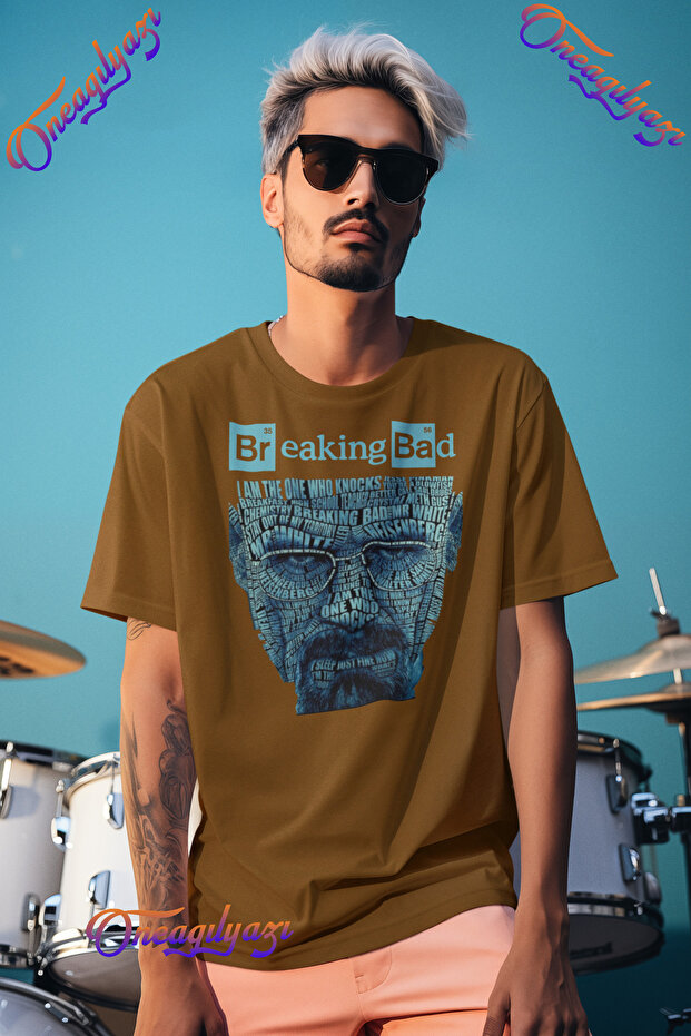 تي شيرت كبير الحجم مطبوع عليه Breaking Bad
