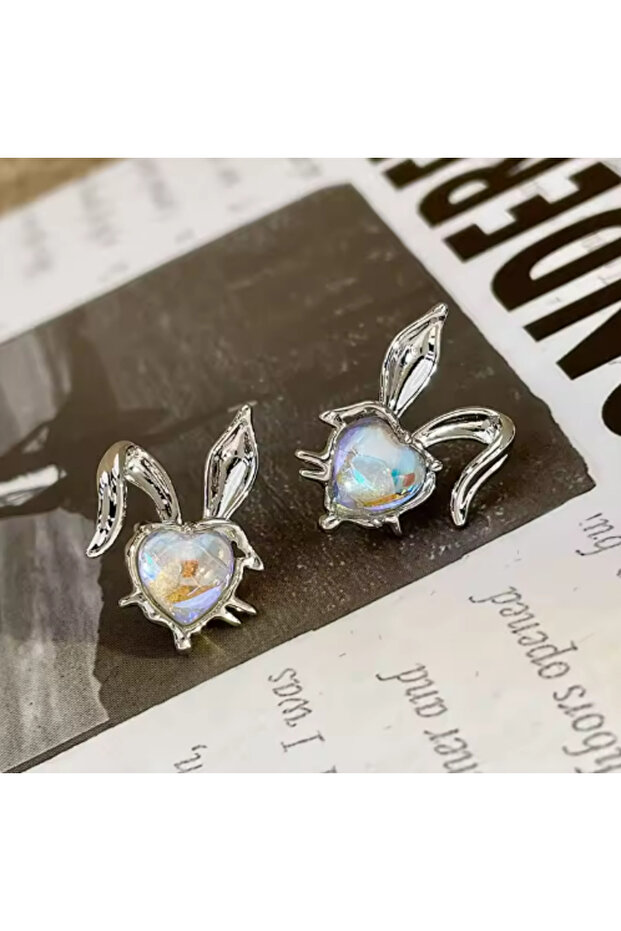 Y2K - Rabbit Ear Detail Heart Necklace