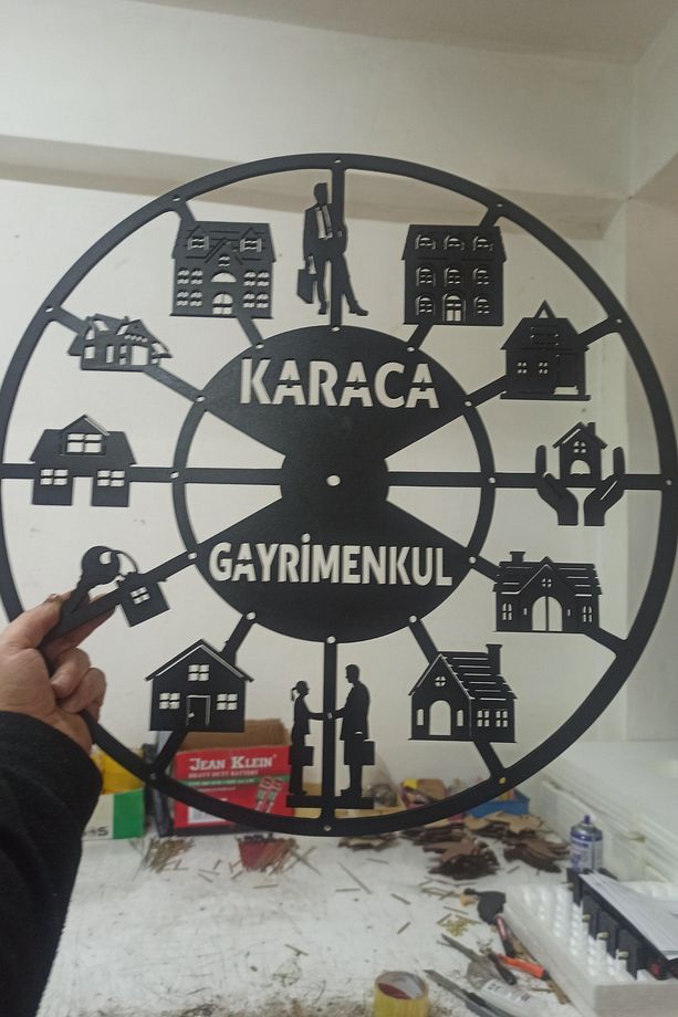 Emlak ofisleri için LED aydınlatmalı, şık ve kişiselleştirilebilir duvar saati - 5