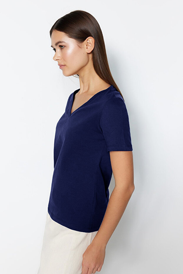 Lacivert %100 Pamuk Basic V Yaka Örme T-Shirt TWOSS23TS00001 - 3