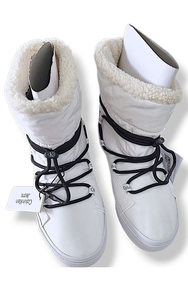 CALVİN Klein  BEYAZ KAR BOT SİYAH BAĞCIKLI  Bold Vulc Flatf  YW0YW01181 EU: 39 / UK: 6 / USA : 8 ½ - 5