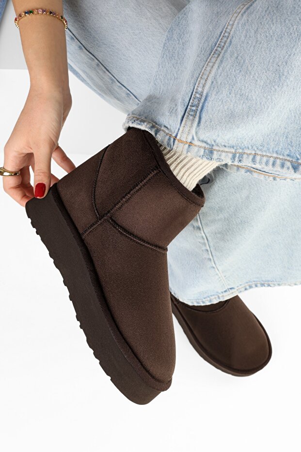 Women's Uggy Brown Furry Short Suede Boots