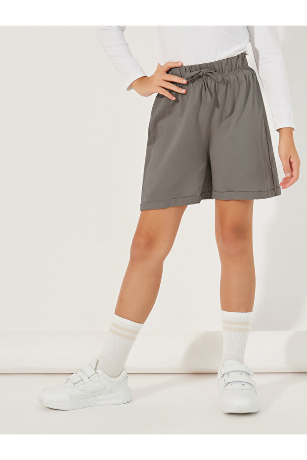 Basic Shorts with Turn-Up Hem - 1