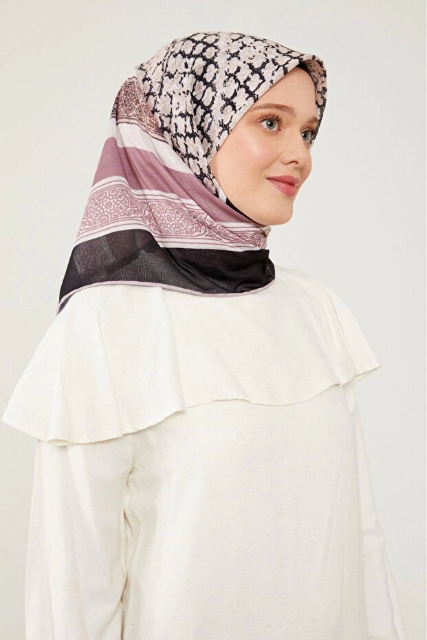 وشاح قطني ناعم موديل D15 - 1