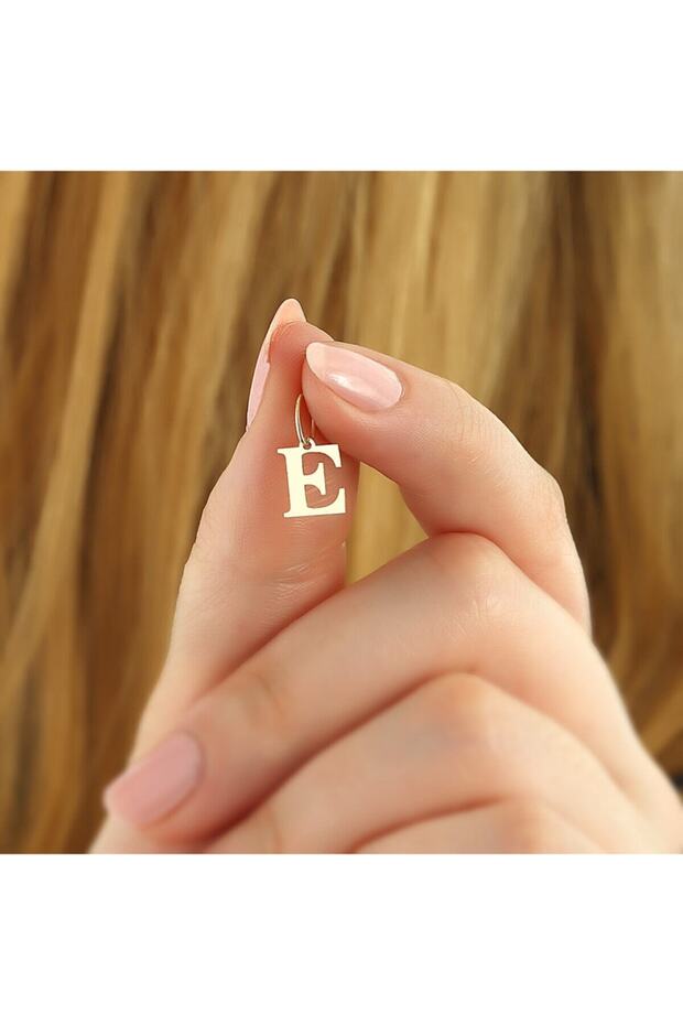 Altın E Harfi Kolye Ucu - 2