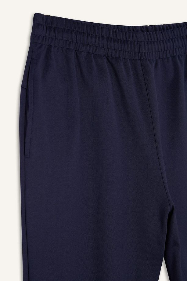 DeFactoFit Sporcu Jogger Eşofman Altı Standart Fit Basic Düz Cepli Beli Paçası Lastikli D3742AX24WN - 7