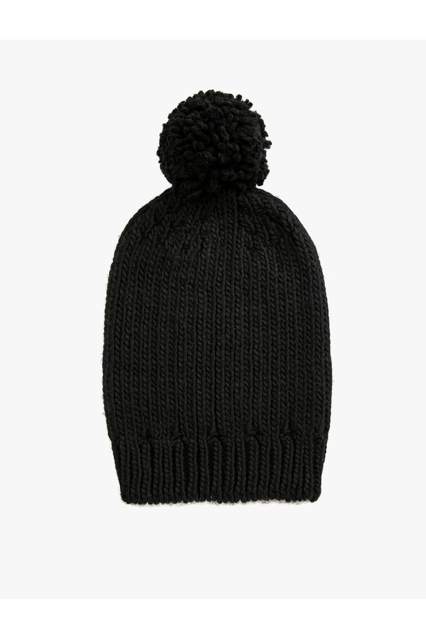 Pompom Detailed Beret