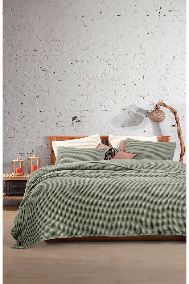Adaçayı Yeşil %100 Pamuk Waffle Tek Kişilik Saçaksız Yatak Örtüsü 160x240 Cm - 1
