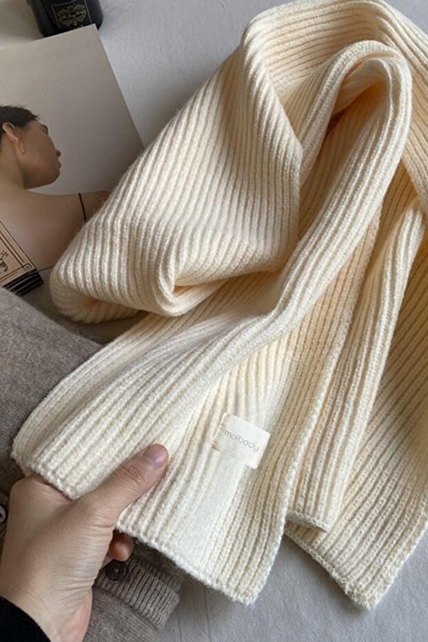 وشاح شتوي محبوك فاخر 100% من الأكريليك بنسيج مضلع، باللون الإيكرو