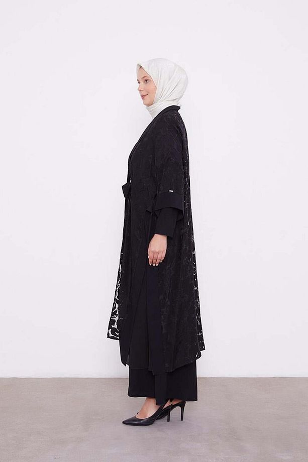 Siyah İç Elbiseli Ferace - 3