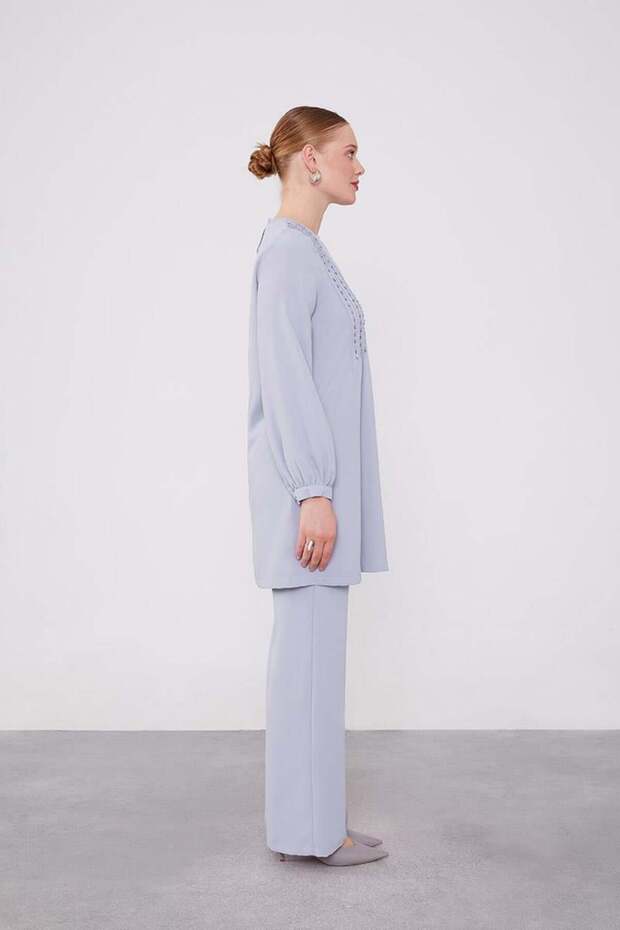 Gray Beaded Tunic Suit - 3