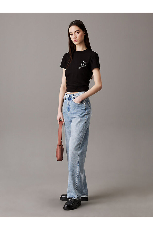 Kadın Siyah Kısa Kollu Tişört - 4