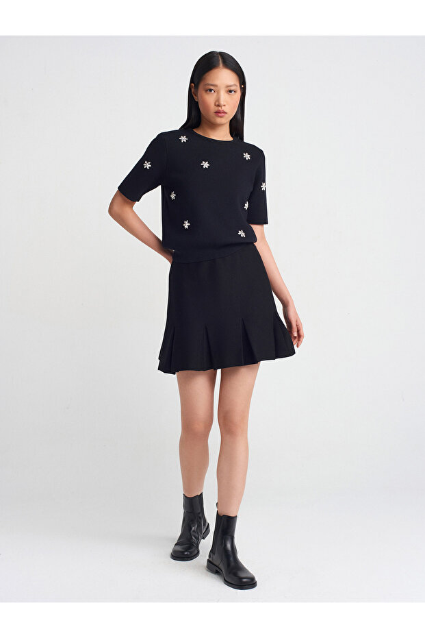 80121 Thick Pleated Knitwear Skirt with Elastic Waist-Black