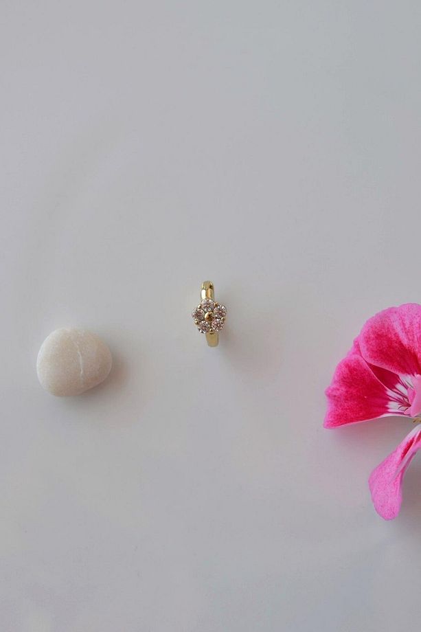 Zirkon Taşlı Çiçek Helix Piercing Tragus Çiçekli Kıkırdak Lob Küpesi Tek Adet - 5