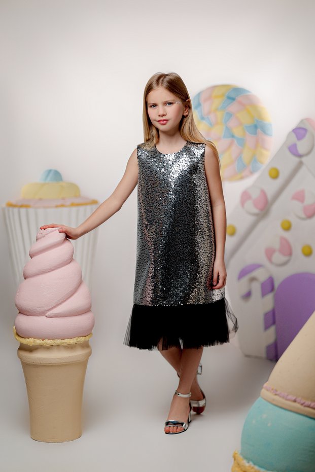 Sleeveless Girls' Birthday Dress with Colorful Knee-Length Skirt - 2104