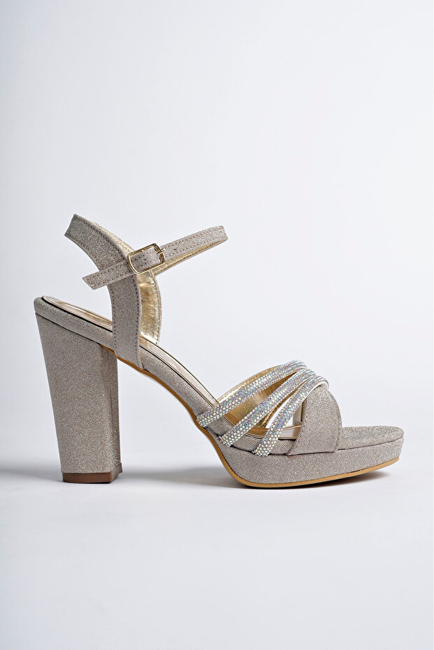 Kadın 3 Taşlı Bronz Simli Platform Topuklu Ayakkabı - 4