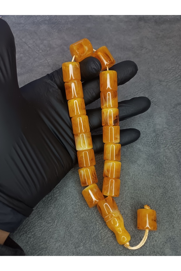 Cutout High-End Special Design Mascot Powder Amber Prayer Beads