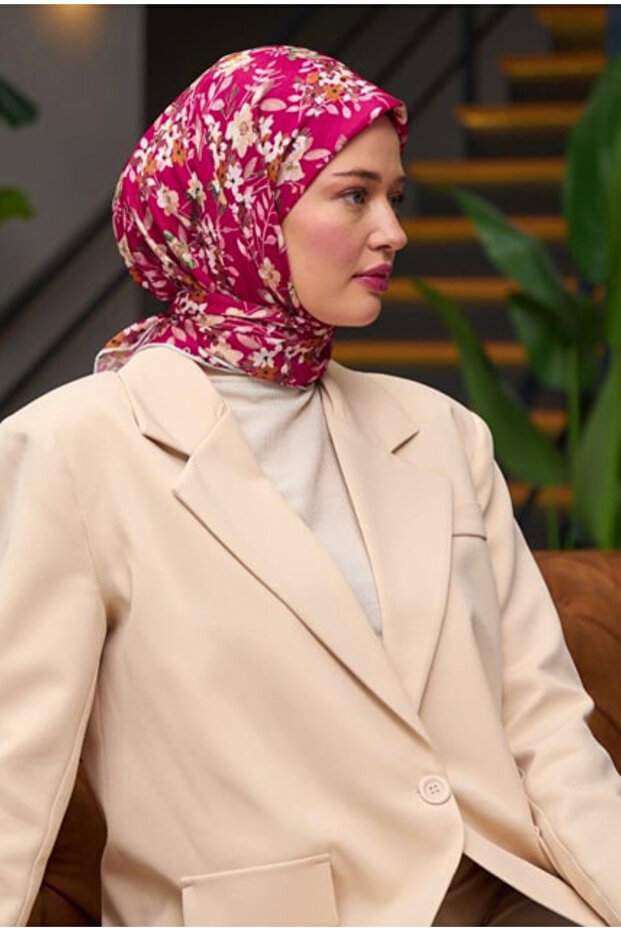 وشاح بنمط متناغم ناعم من Ipekhan - 1