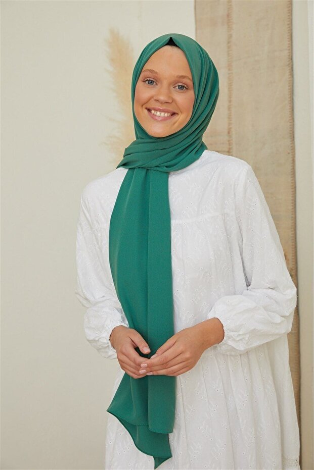 Medina Silk Series Emerald Green Shawl