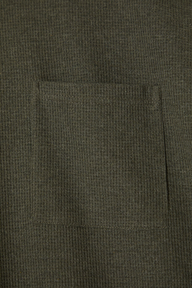 Haki Oversize/Geniş Kesim Bisiklet Yaka Basic Büyük Beden T-Shirt TMNSS25BF00000 - 4