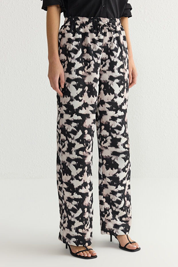 Siyah Beli Lastikli Wide Leg/Geniş Paça Batik Desenli Dokuma Pantolon TWOSS25PL00005 - 5