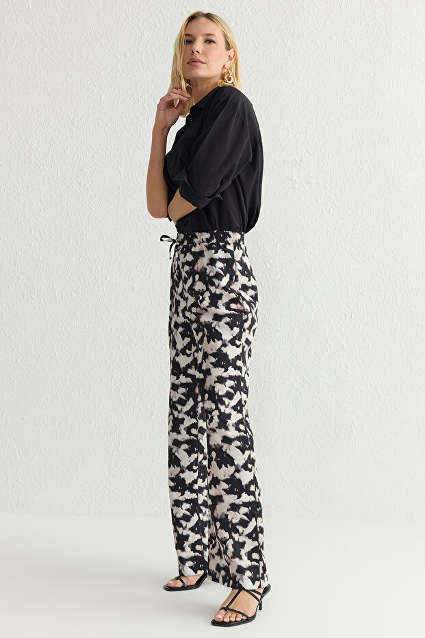 Siyah Beli Lastikli Wide Leg/Geniş Paça Batik Desenli Dokuma Pantolon TWOSS25PL00005 - 3