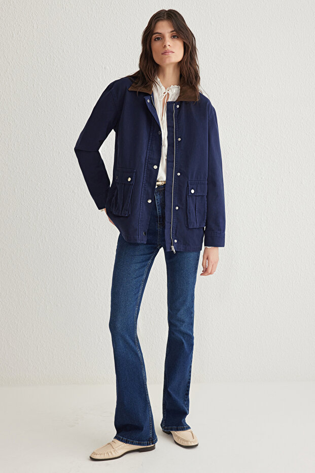 Koyu Mavi Kontrast Süet Yakalı Oversize Denim Gömlek Ceket TWOSS25CE00005 - 2