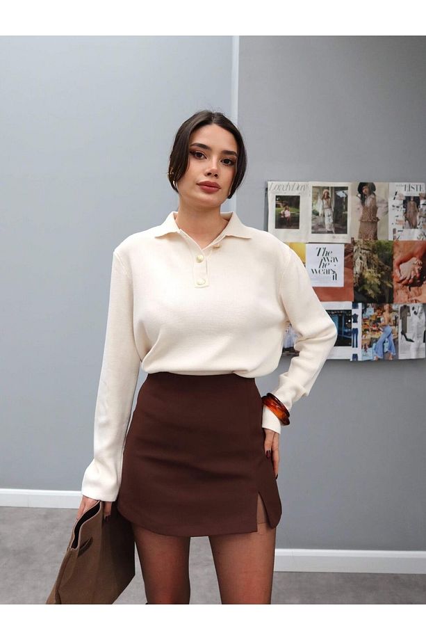 Yırtmaç Detay Mini Şort Etek - 2