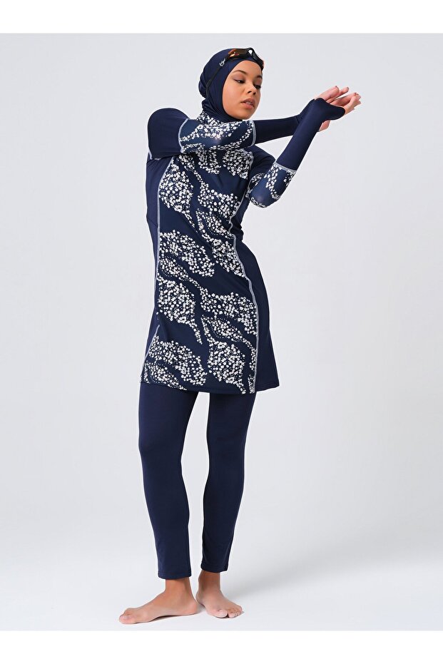 Daisy Karyoka Decorated Hijab Swimsuit - Navy Blue -