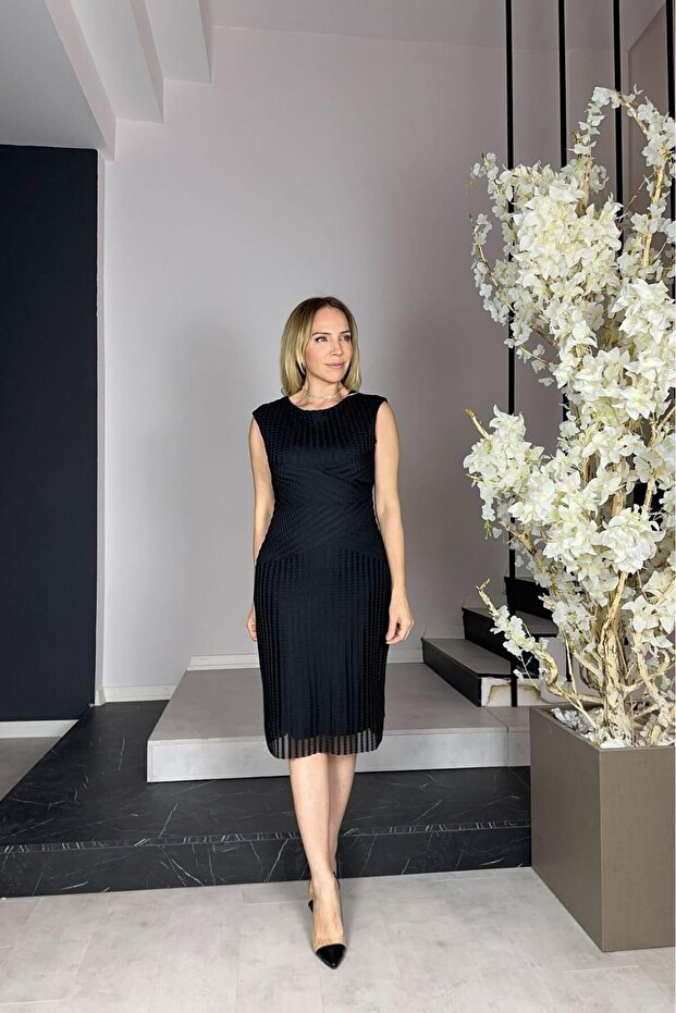 G0923 Tulle Design Dress Black