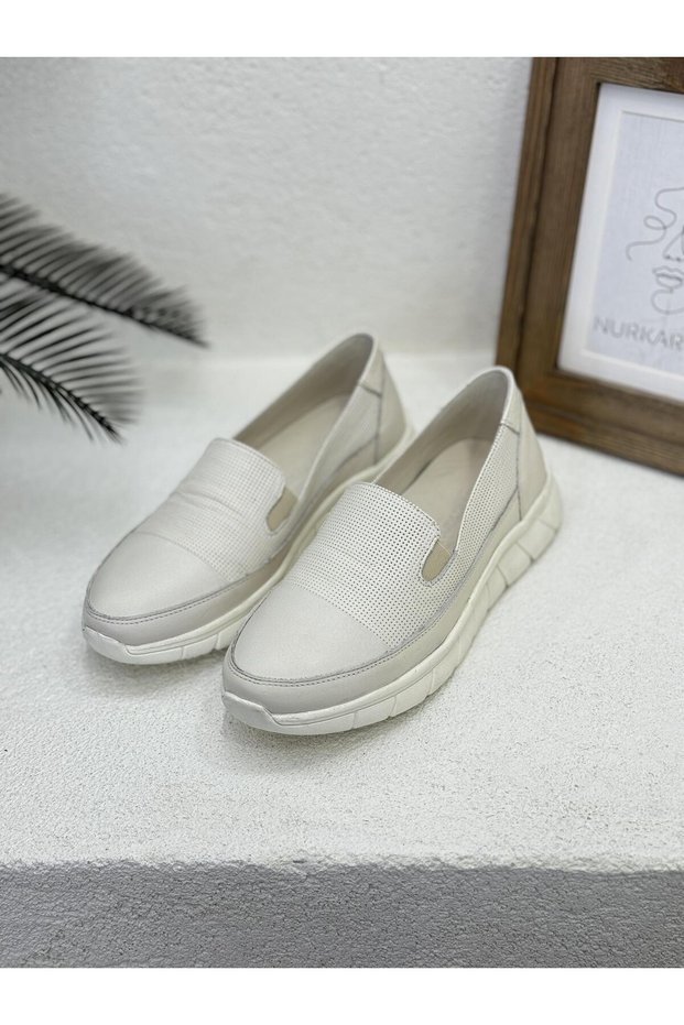 D24YA-3620 GENUINE LEATHER ORTHOPEDIC DAILY FLAT SHOES