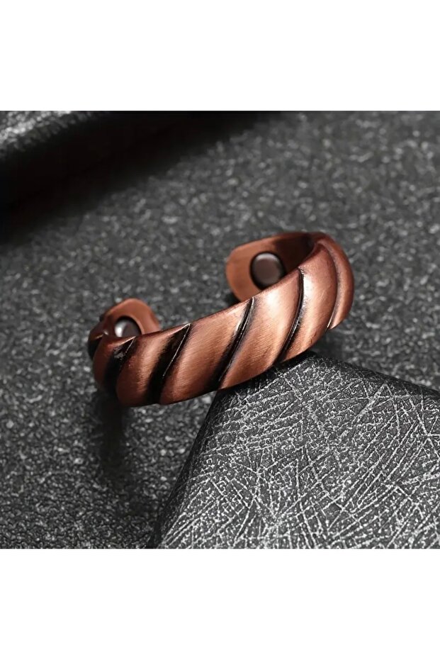 Twisted Magnetic Copper Ring