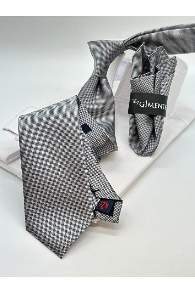 ربطة عنق كلاسيكية منقوشة باللون الرمادي - 1