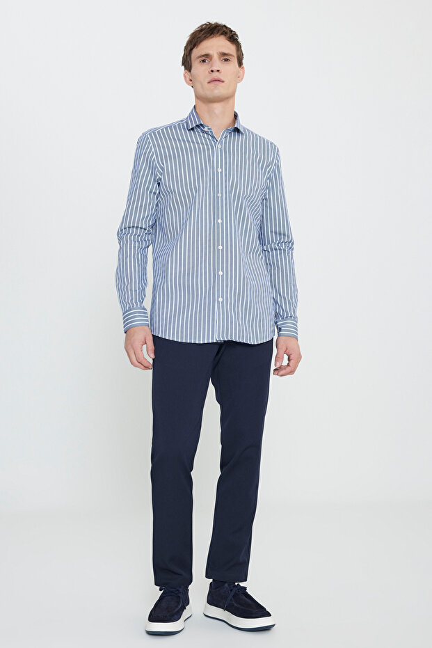 Erkek Beyaz-Lacivert %100 Pamuk Slim Fit Dar Kesim Küçük İtalyan Yaka Çizgili Gömlek - 2