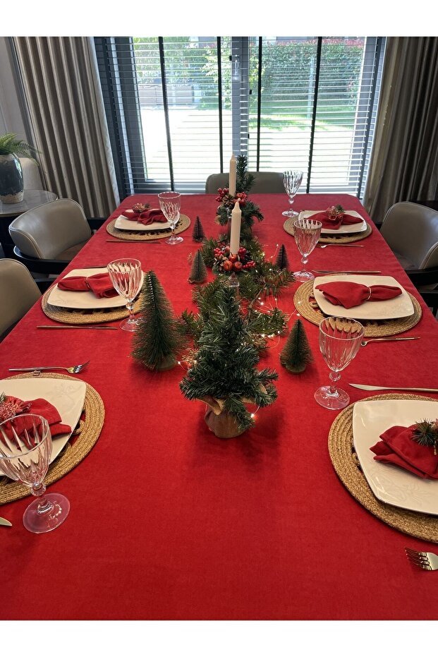 Pearl Velvet Textured Red Tablecloth (Napkins Not Included)