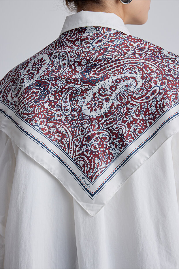 Granatowy, wzorzysty szalik z satyny - Paisley - 1