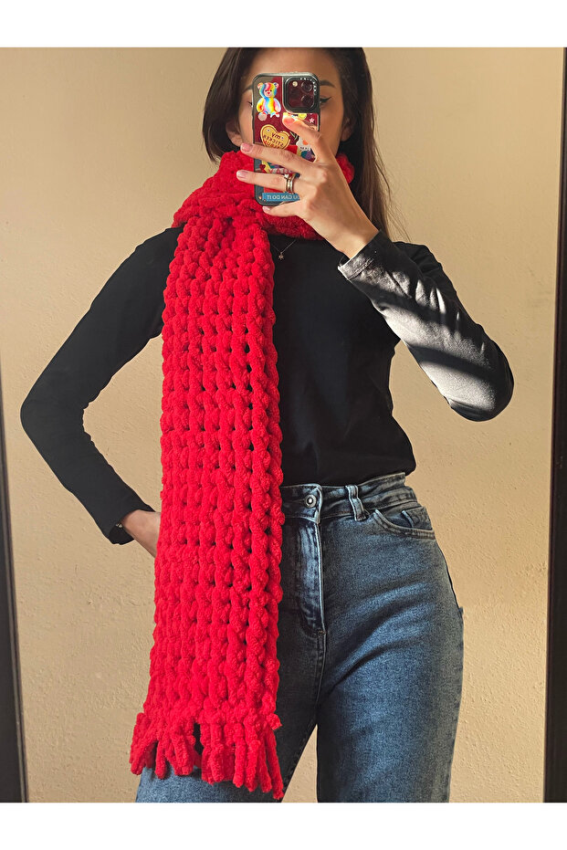 Red Twist Model Puffy Hand Knitted - Scarf
