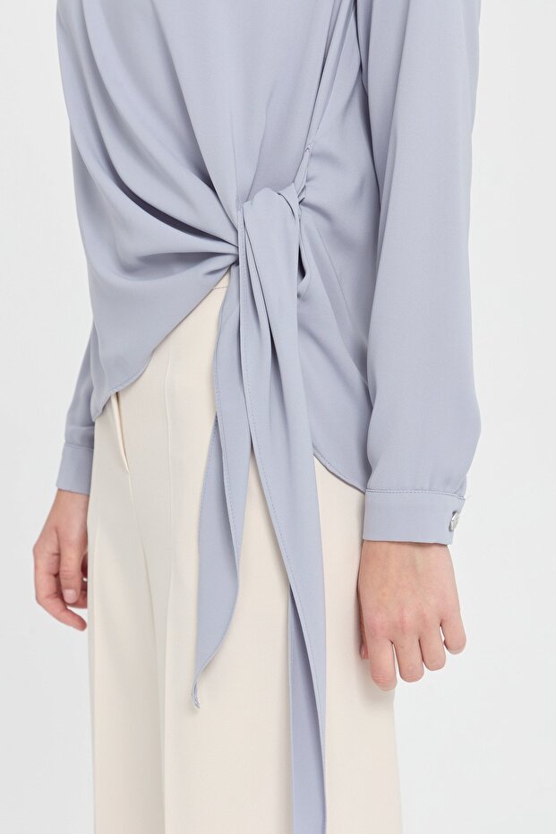 بلوزة رمادية ملفوفة - 7