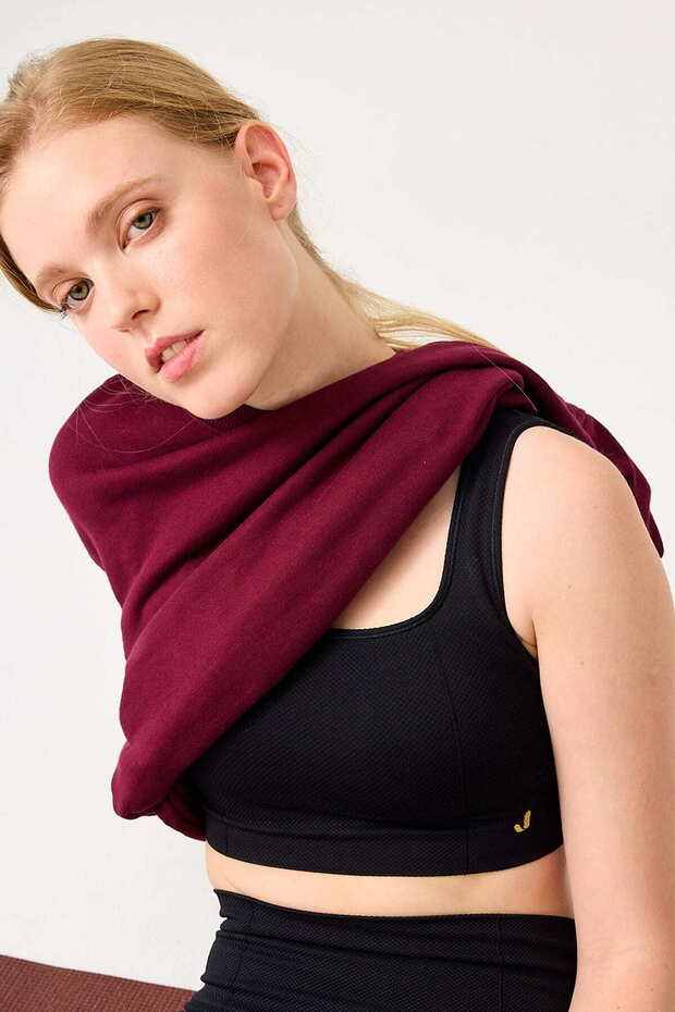 حمالة صدر مغطاة بنمط قرص العسل باللون الأسود - 1