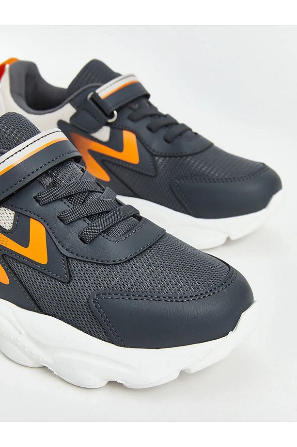 LCW STEPS Antrasit Bağcık ve Cırt Cırtlı Erkek Çocuk Spor Ayakkabı - 3