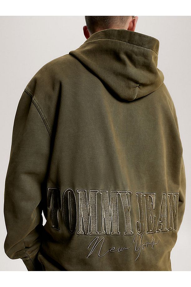 TOMMY JEANS ERKEK RLX TONAL BADGE KAPÜŞONLU SWEATSHIRT - 3