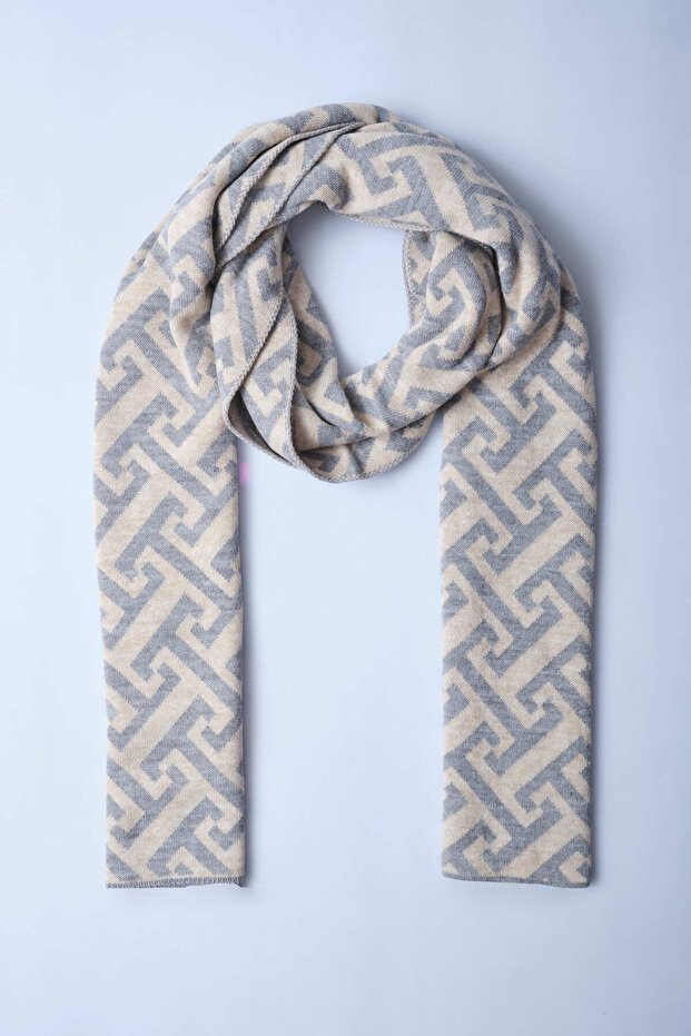 Eșarfă tricotată cu model T - 4